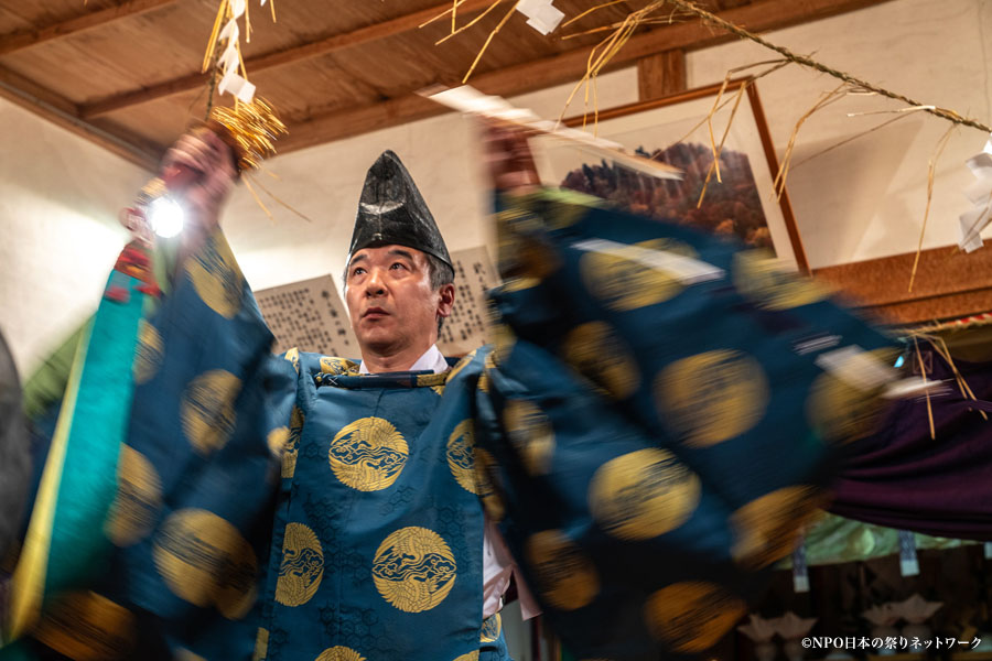 保呂羽山の霜月神楽3