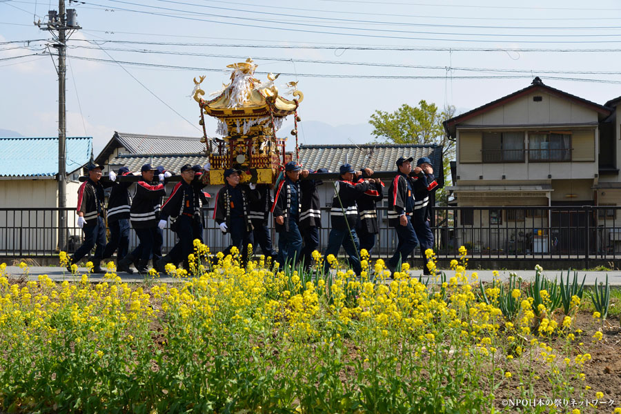 山梨岡神社　吾妻屋宮春季例大祭5