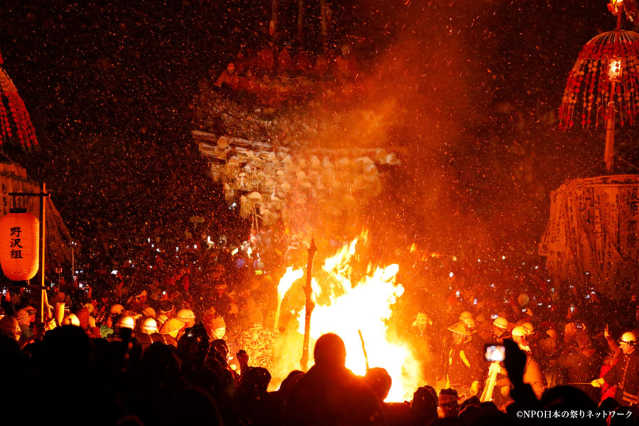 野沢温泉の道祖神祭り