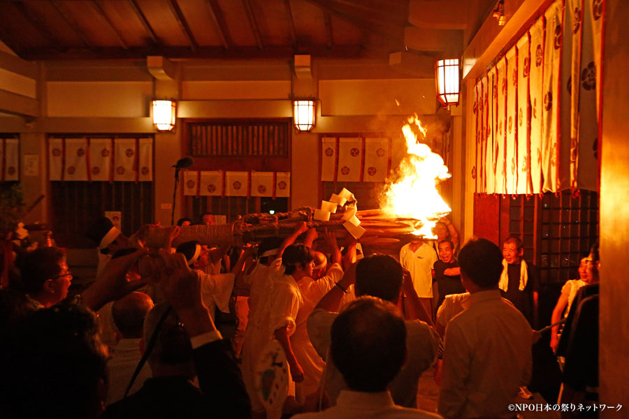 沼名前神社夏祭（お手火神事）3