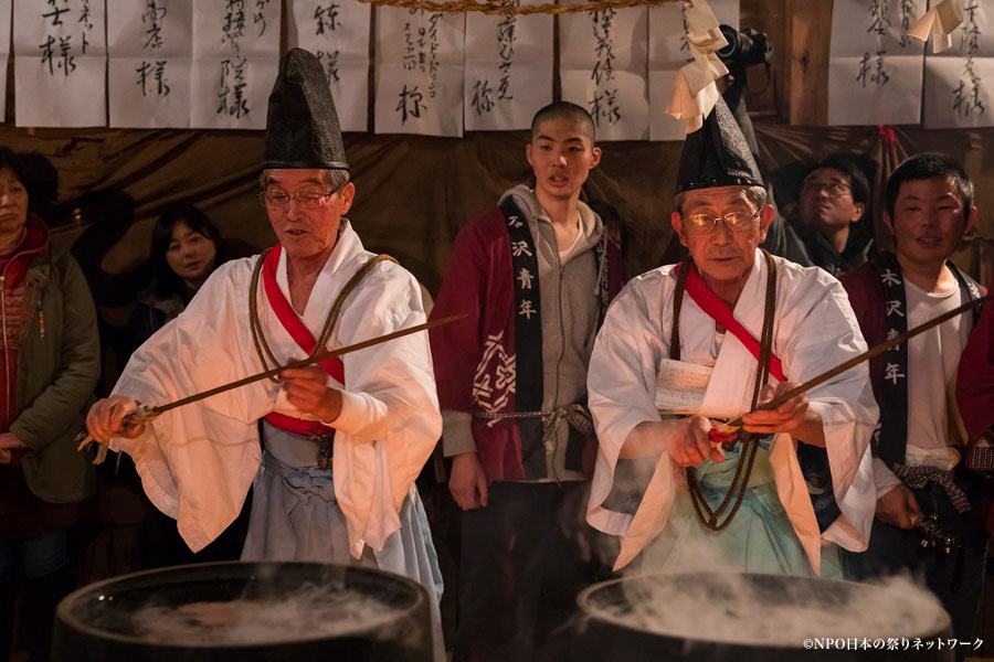 遠山の霜月祭り1