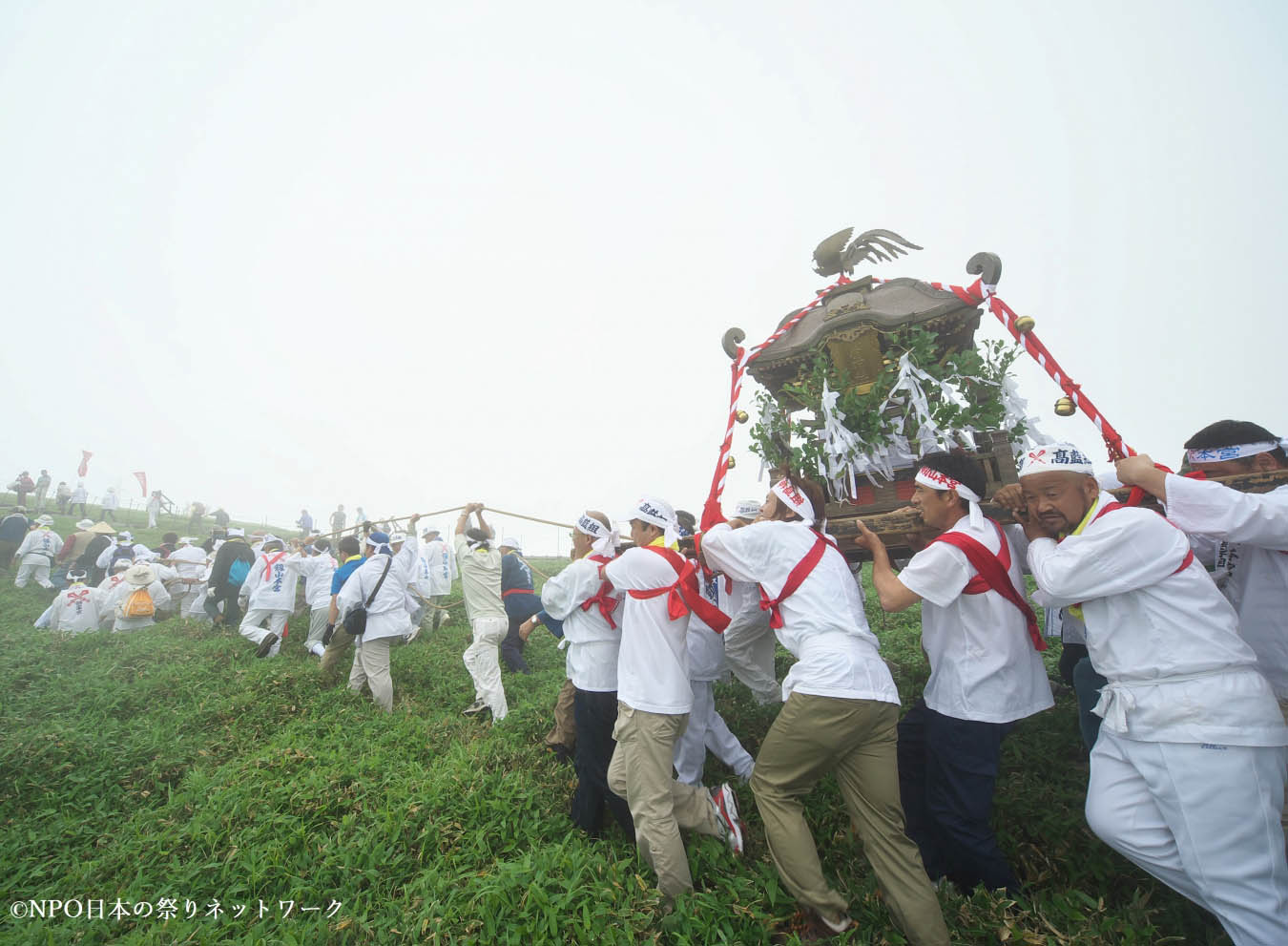 劔山本宮劔神社例大祭