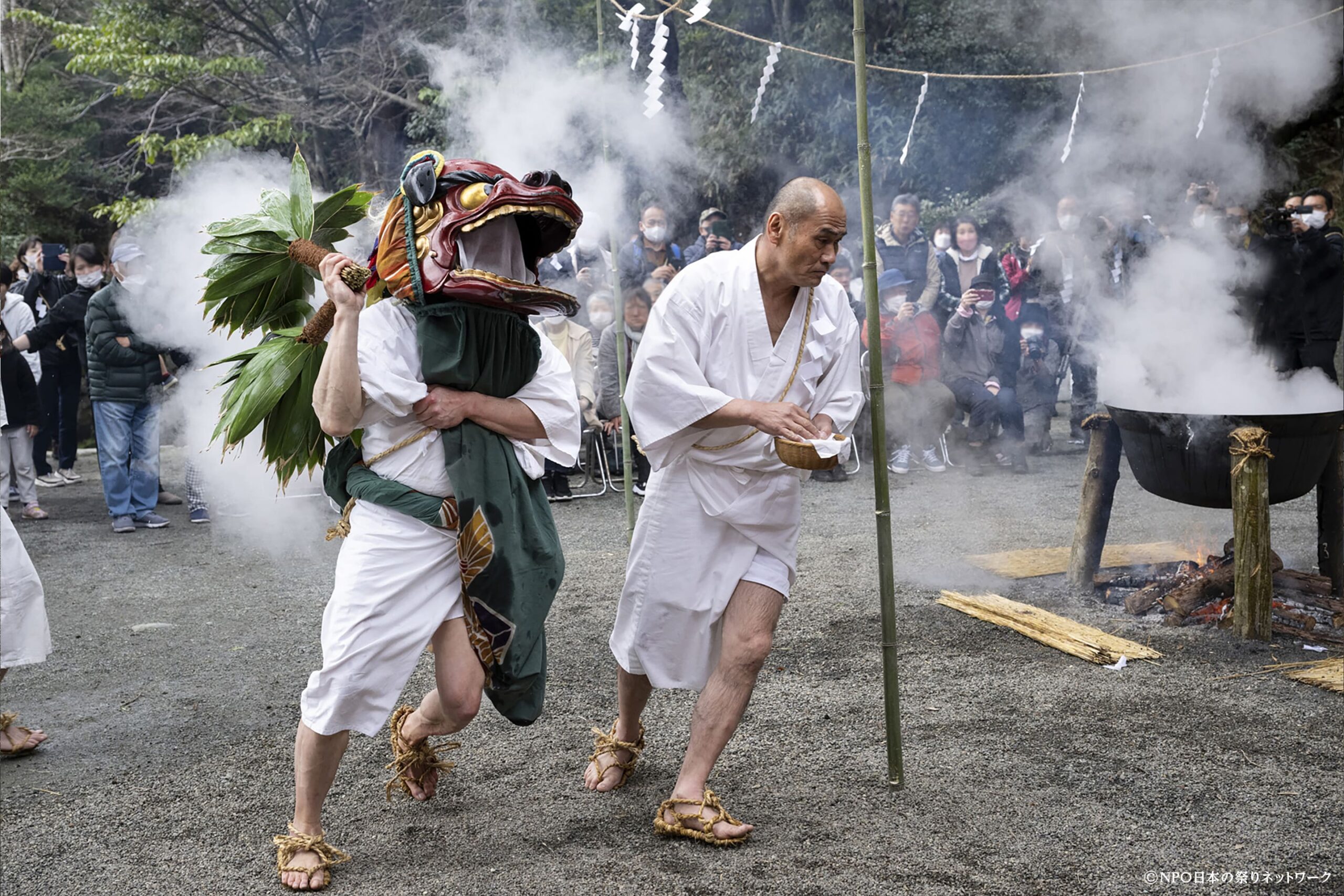 仙石原諏訪神社例大祭（湯立獅子舞）4